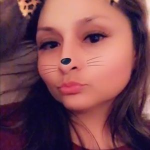 Meet your Posher, Yulie